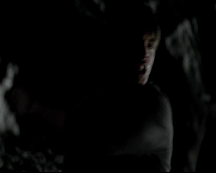 VampireDiariesWorld-dot-org_4x14DownTheRabbitHole2133.jpg