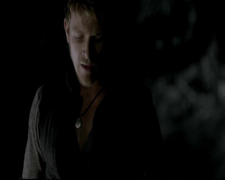 VampireDiariesWorld-dot-org_4x14DownTheRabbitHole2147.jpg