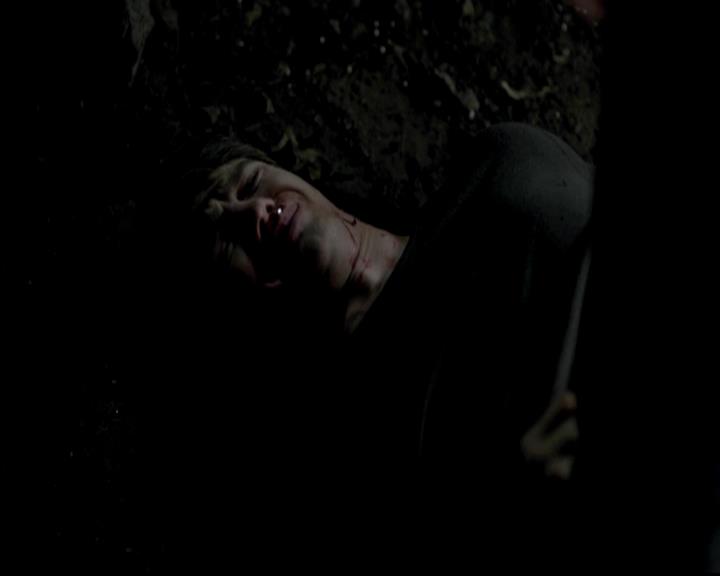 VampireDiariesWorld-dot-org_4x14DownTheRabbitHole2155.jpg