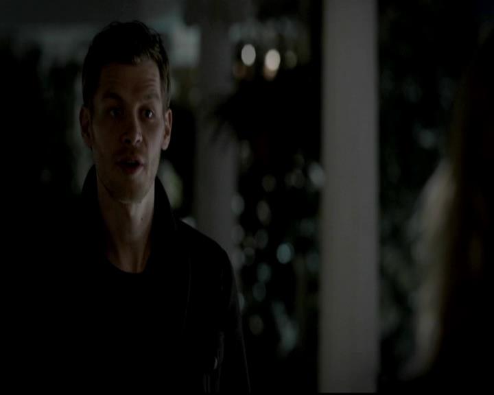 VampireDiariesWorld-dot-org_4x14DownTheRabbitHole2185.jpg