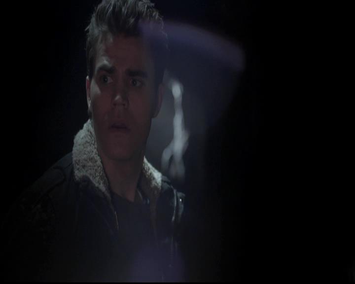 VampireDiariesWorld-dot-org_4x14DownTheRabbitHole2221.jpg