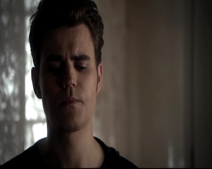 VampireDiariesWorld-dot-org_4x15StandByMe0400.jpg