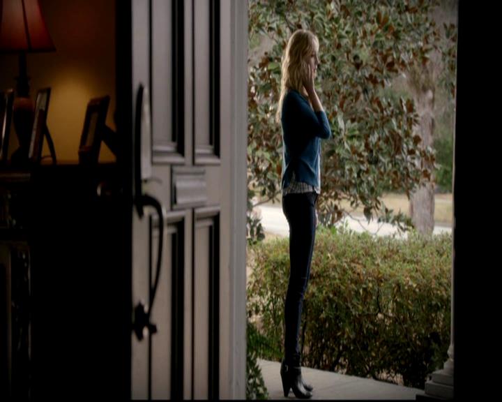 VampireDiariesWorld-dot-org_4x15StandByMe0420.jpg