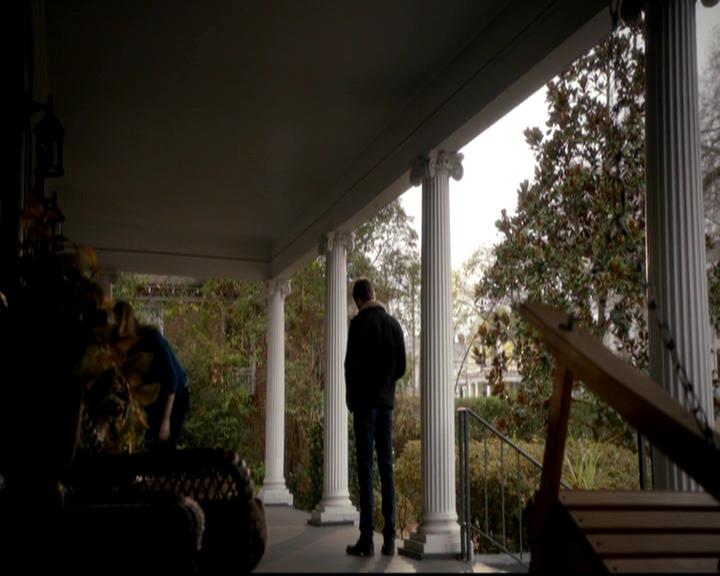 VampireDiariesWorld-dot-org_4x15StandByMe0480.jpg