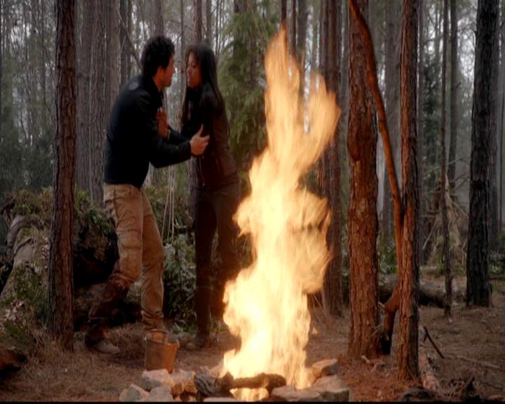 VampireDiariesWorld-dot-org_4x15StandByMe0589.jpg