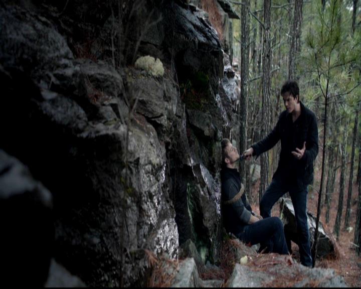 VampireDiariesWorld-dot-org_4x15StandByMe0825.jpg