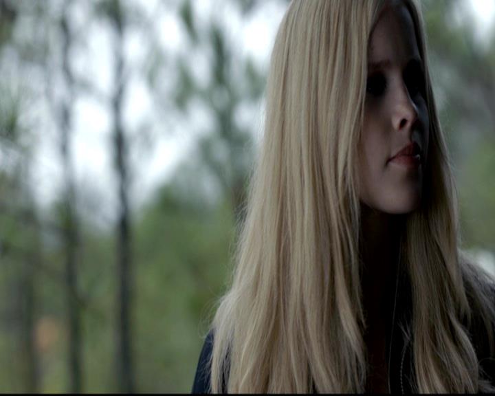 VampireDiariesWorld-dot-org_4x15StandByMe0913.jpg