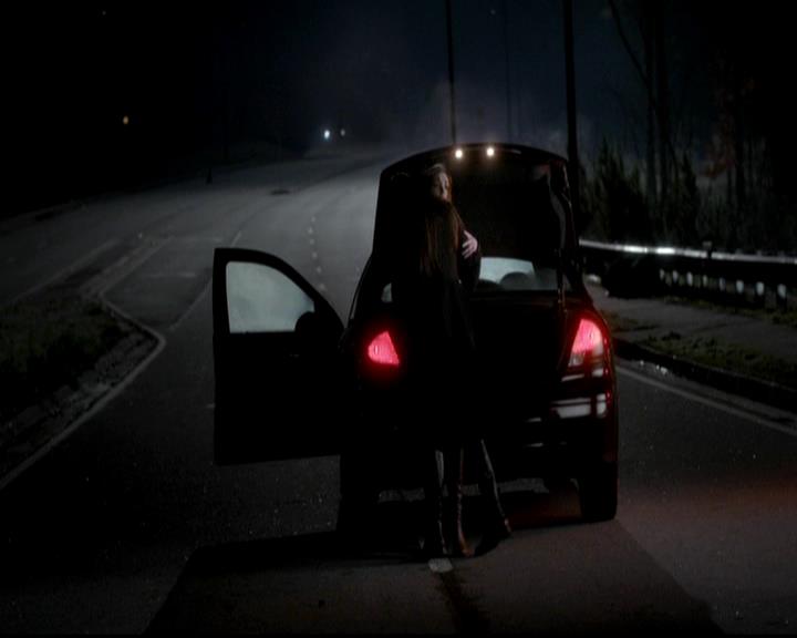 VampireDiariesWorld-dot-org_4x16BringItOn0110.jpg