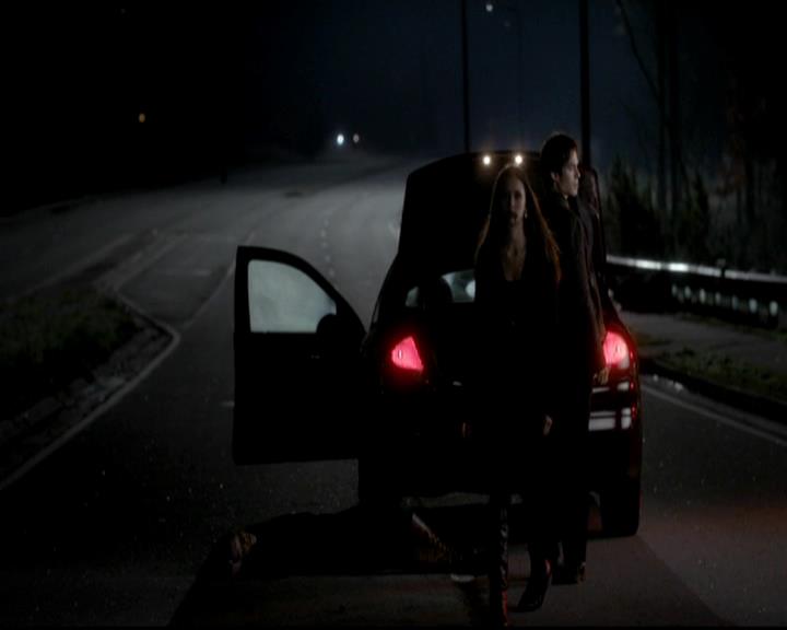 VampireDiariesWorld-dot-org_4x16BringItOn0138.jpg