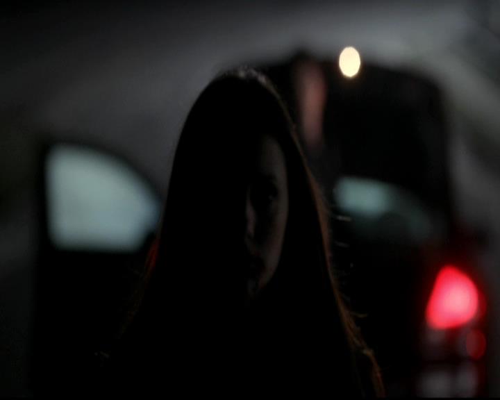 VampireDiariesWorld-dot-org_4x16BringItOn0143.jpg