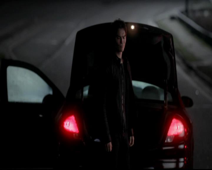 VampireDiariesWorld-dot-org_4x16BringItOn0145.jpg