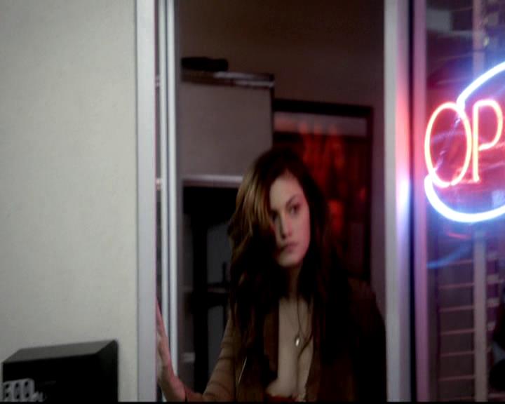 VampireDiariesWorld-dot-org_4x16BringItOn0153.jpg