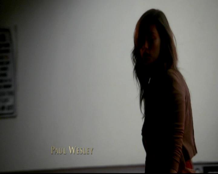 VampireDiariesWorld-dot-org_4x16BringItOn0155.jpg