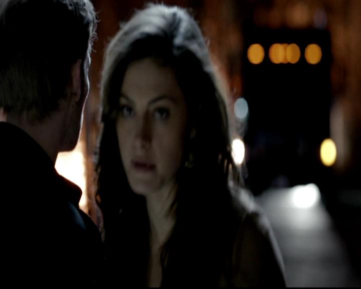VampireDiariesWorld-dot-org_4x16BringItOn0211.jpg
