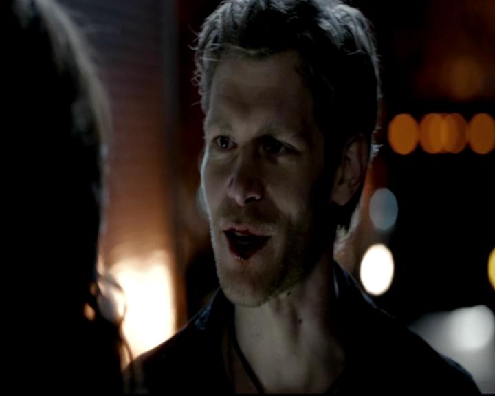 VampireDiariesWorld-dot-org_4x16BringItOn0216.jpg