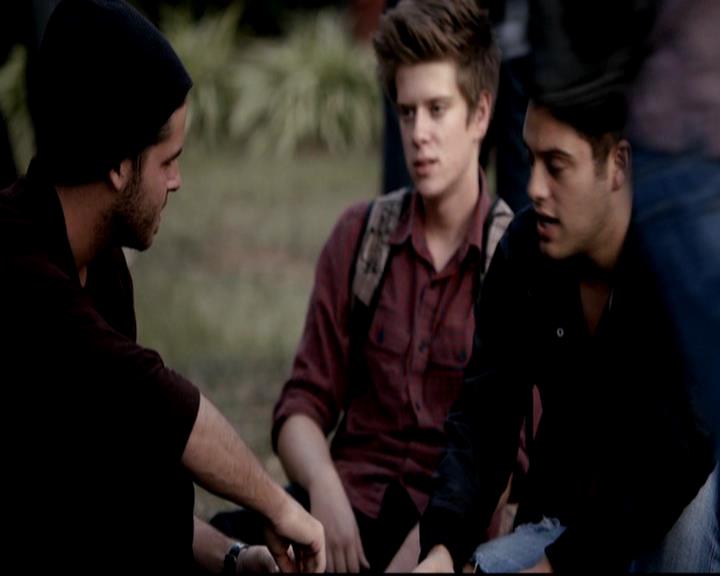 VampireDiariesWorld-dot-org_4x16BringItOn0307.jpg