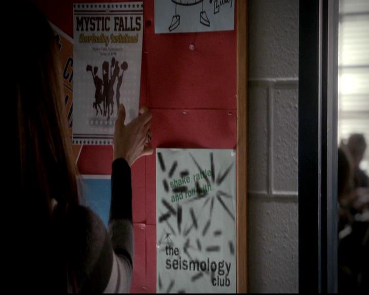 VampireDiariesWorld-dot-org_4x16BringItOn0320.jpg