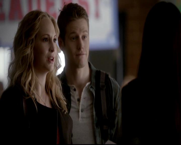 VampireDiariesWorld-dot-org_4x16BringItOn0366.jpg