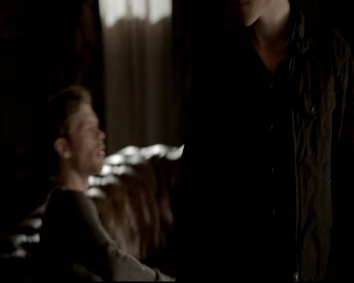 VampireDiariesWorld-dot-org_4x16BringItOn0428.jpg