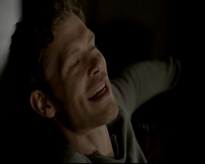 VampireDiariesWorld-dot-org_4x16BringItOn0436.jpg