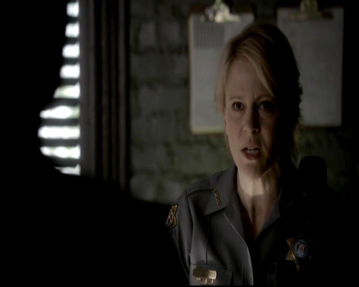 VampireDiariesWorld-dot-org_4x16BringItOn0452.jpg