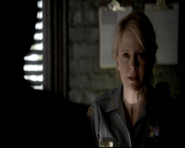 VampireDiariesWorld-dot-org_4x16BringItOn0453.jpg