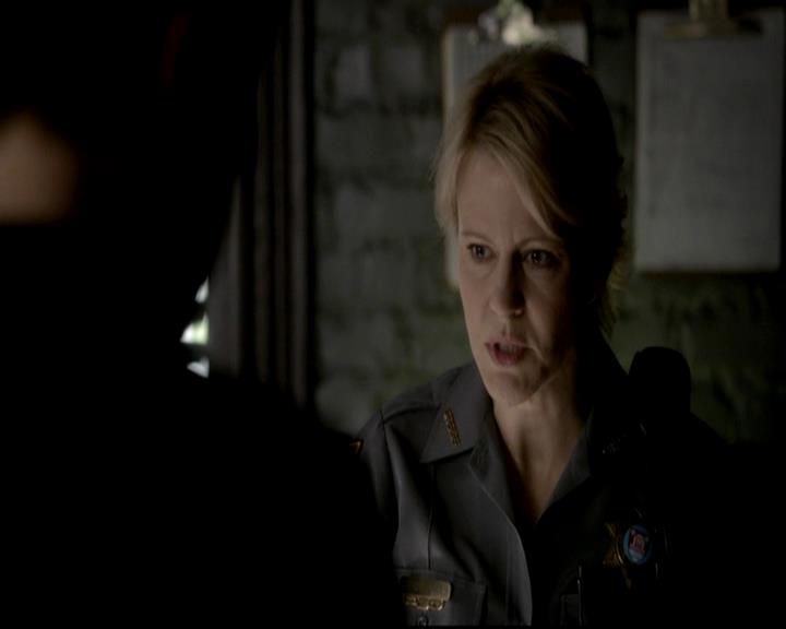 VampireDiariesWorld-dot-org_4x16BringItOn0458.jpg