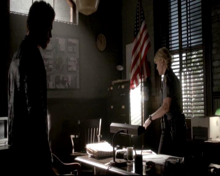 VampireDiariesWorld-dot-org_4x16BringItOn0461.jpg