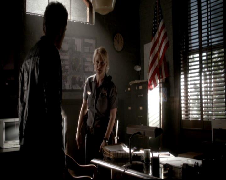VampireDiariesWorld-dot-org_4x16BringItOn0464.jpg