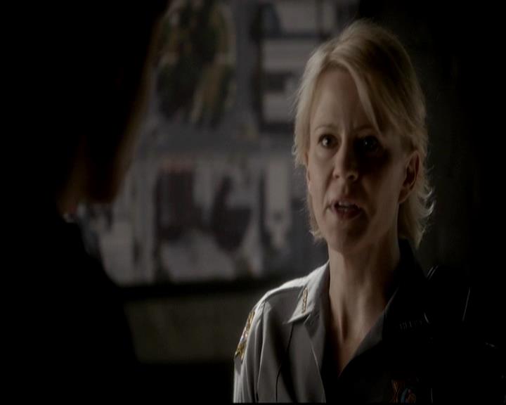 VampireDiariesWorld-dot-org_4x16BringItOn0466.jpg