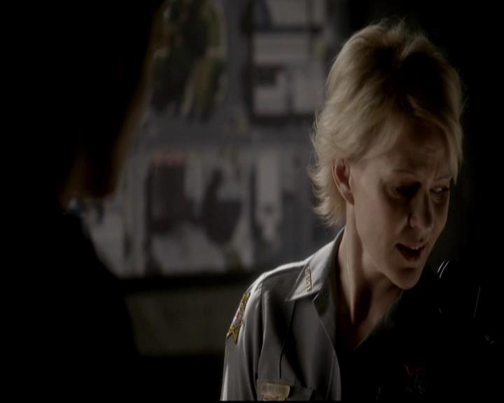VampireDiariesWorld-dot-org_4x16BringItOn0468.jpg