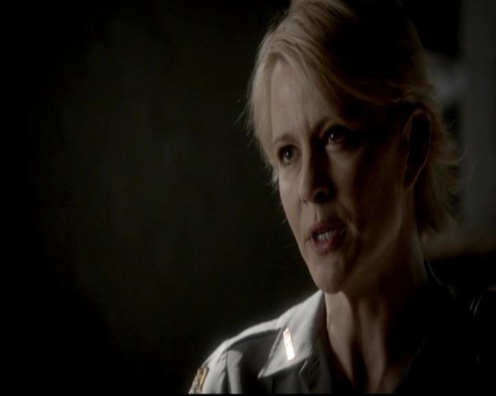 VampireDiariesWorld-dot-org_4x16BringItOn0478.jpg