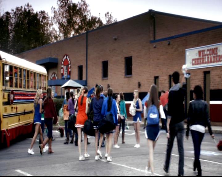VampireDiariesWorld-dot-org_4x16BringItOn0491.jpg