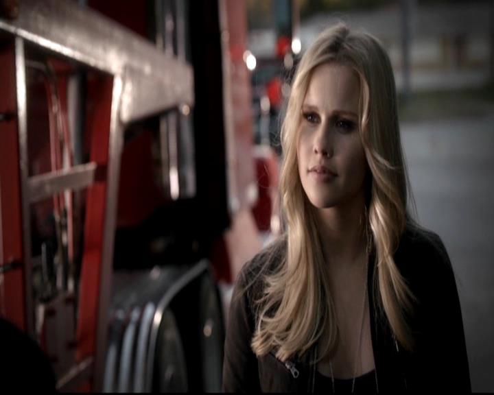 VampireDiariesWorld-dot-org_4x16BringItOn0712.jpg