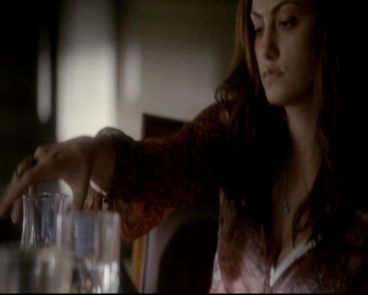 VampireDiariesWorld-dot-org_4x16BringItOn0715.jpg