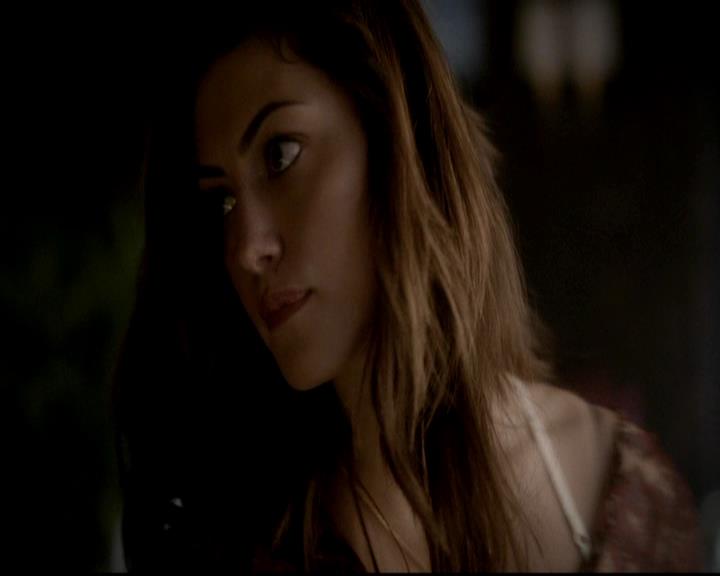 VampireDiariesWorld-dot-org_4x16BringItOn1043.jpg