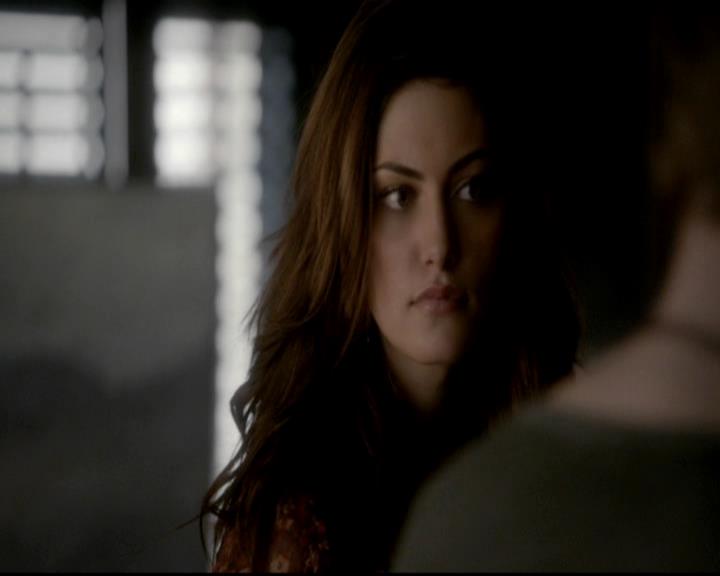 VampireDiariesWorld-dot-org_4x16BringItOn1073.jpg