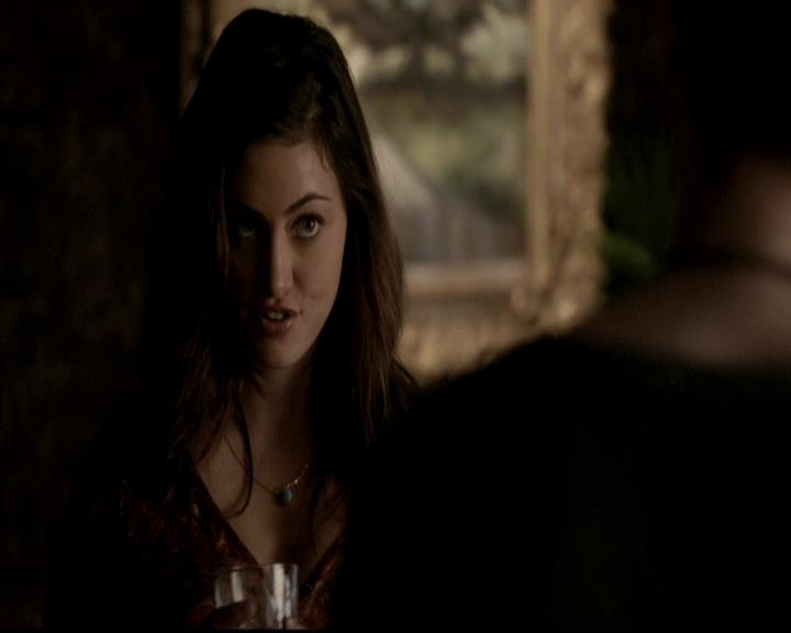 VampireDiariesWorld-dot-org_4x16BringItOn1096.jpg