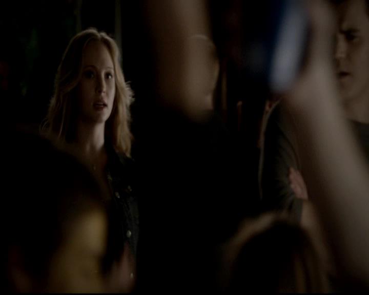 VampireDiariesWorld-dot-org_4x16BringItOn1329.jpg