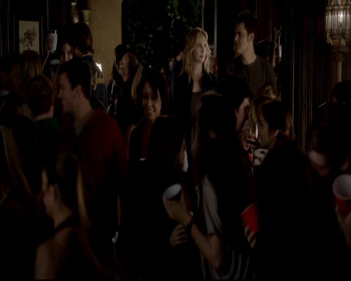 VampireDiariesWorld-dot-org_4x16BringItOn1335.jpg