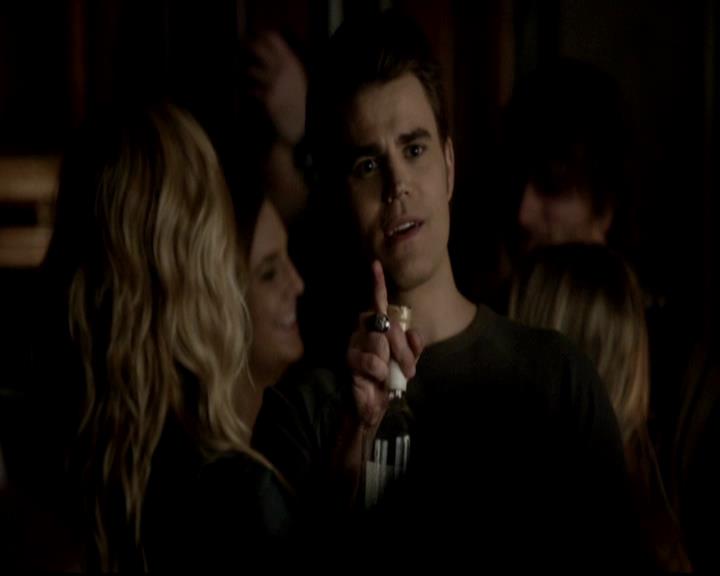 VampireDiariesWorld-dot-org_4x16BringItOn1351.jpg