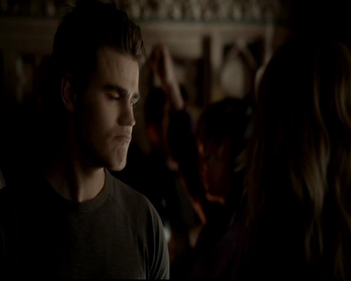 VampireDiariesWorld-dot-org_4x16BringItOn1401.jpg