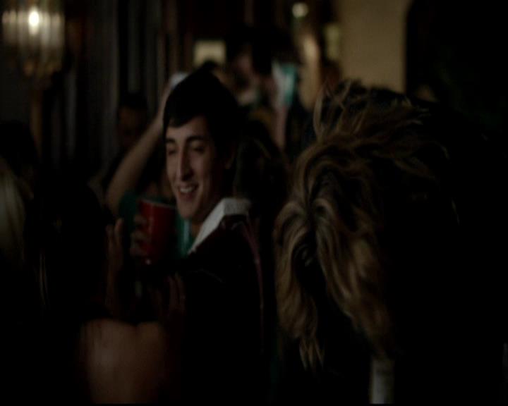 VampireDiariesWorld-dot-org_4x16BringItOn1407.jpg