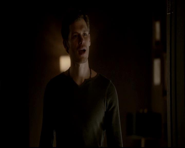 VampireDiariesWorld-dot-org_4x16BringItOn1504.jpg