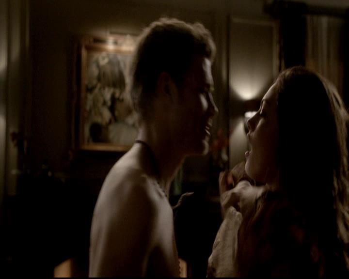 VampireDiariesWorld-dot-org_4x16BringItOn1612.jpg