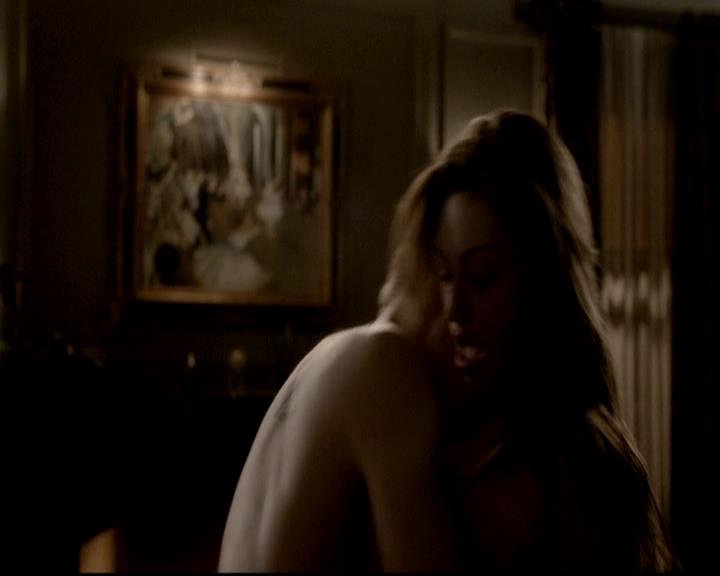 VampireDiariesWorld-dot-org_4x16BringItOn1614.jpg