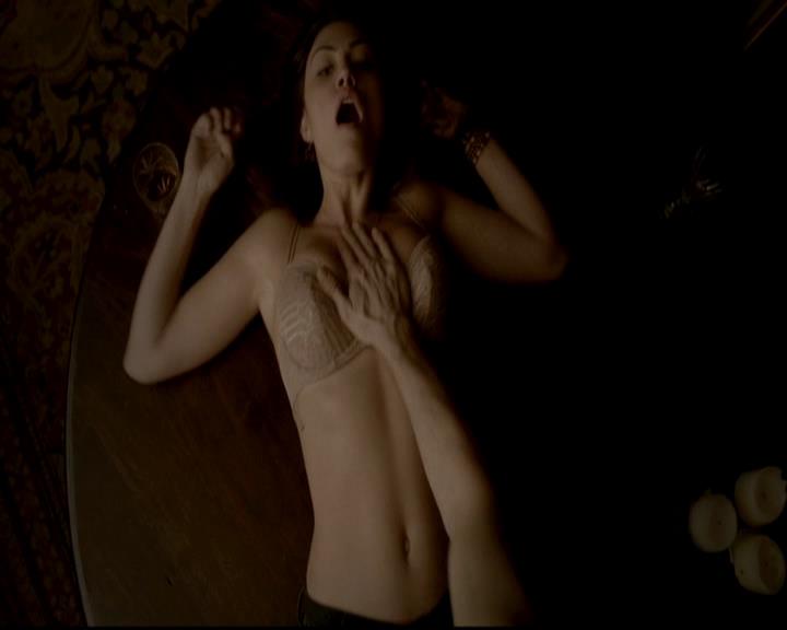 VampireDiariesWorld-dot-org_4x16BringItOn1615.jpg