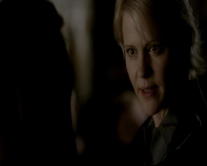 VampireDiariesWorld-dot-org_4x16BringItOn1696.jpg