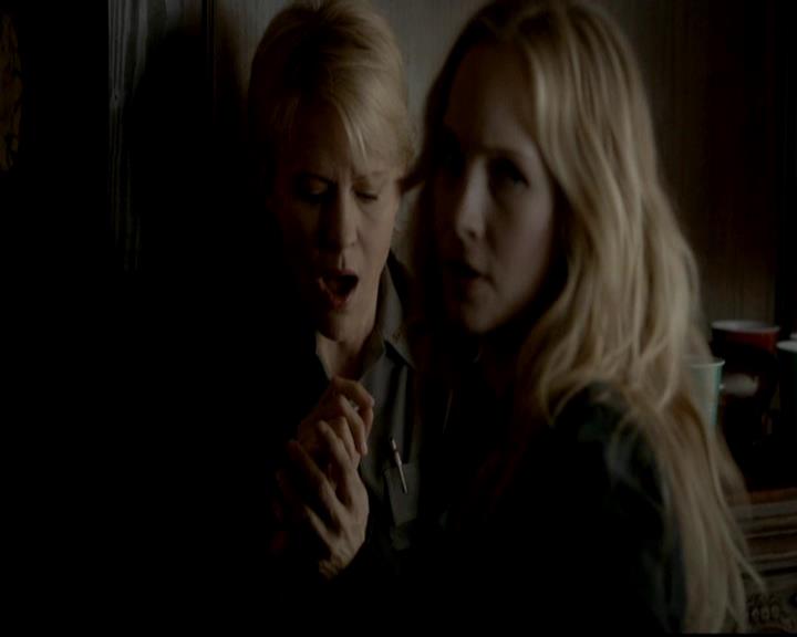 VampireDiariesWorld-dot-org_4x16BringItOn1705.jpg