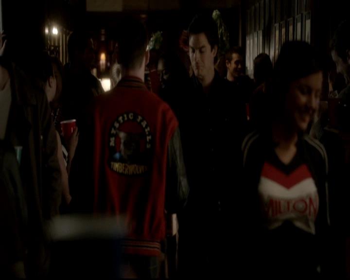 VampireDiariesWorld-dot-org_4x16BringItOn1754.jpg